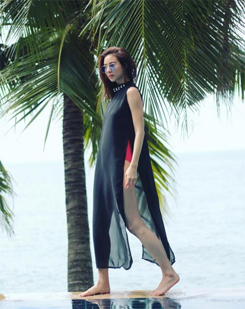 ท่าโพสริมสระ