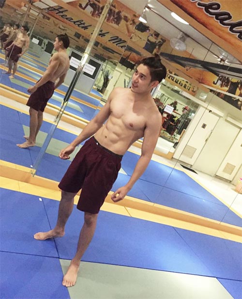 กล้ามดาราชาย