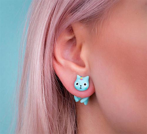 ต่างหูแมวห้อย