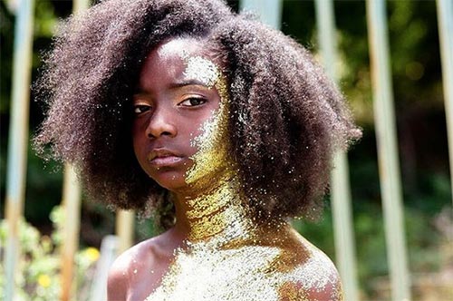 สาวผิวสี