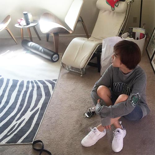 รองเท้าผ้าใบ ดาราเกาหลีใส่