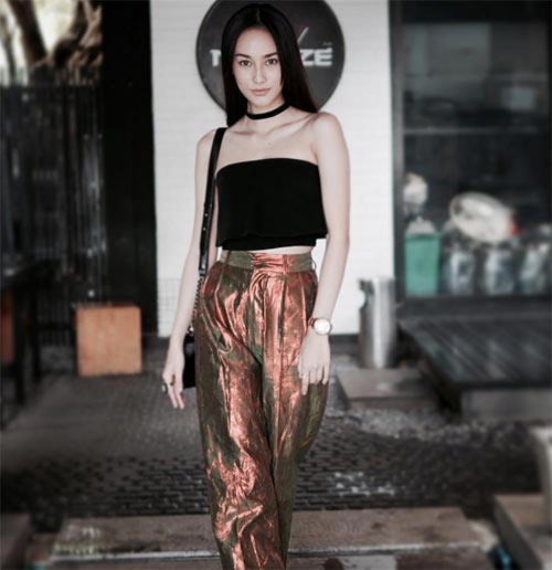 นาว ทิสานาฏ