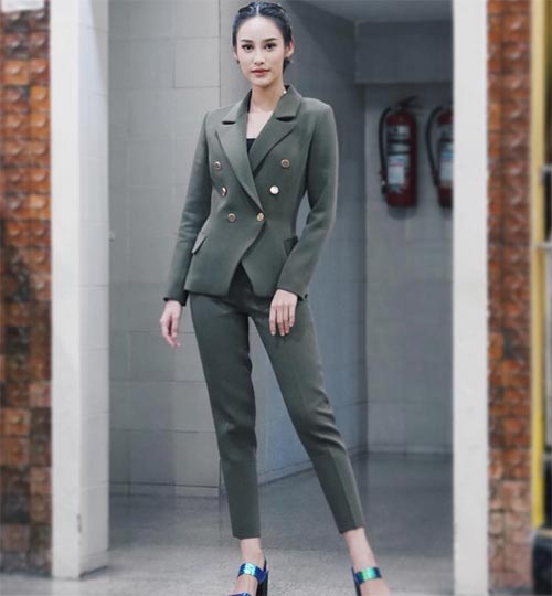 นาว ทิสานาฏ