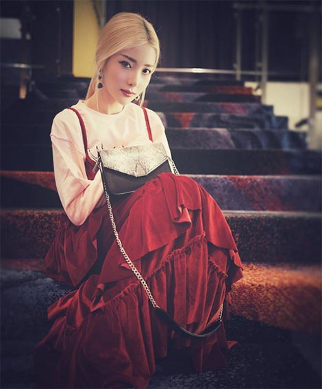 เนย เนโกะจั๊มพ์