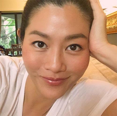 สู่ขวัญ บูลกุล