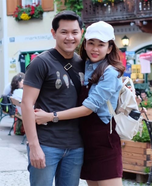 ดาราที่มีแฟนในเครื่องแบบ