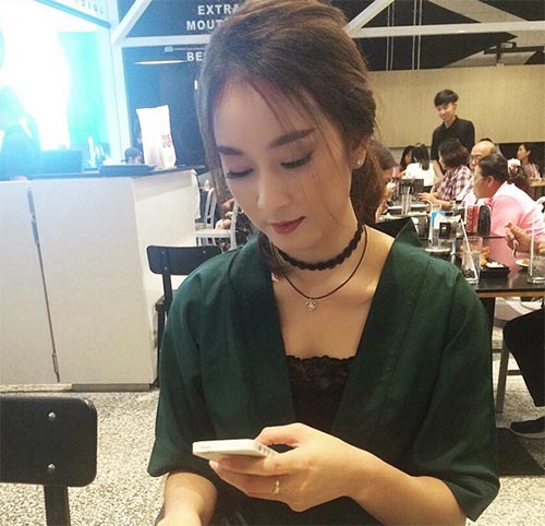 ชมพู่ ภัทราวรรณ พานิชชา