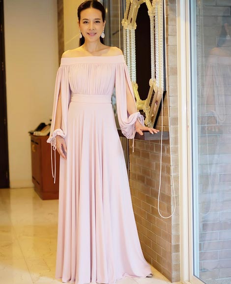 นวลพรรณ ล่ำซำ