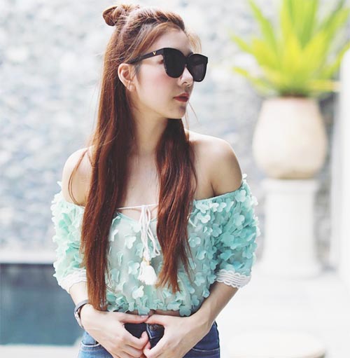 มัดจุกครึ่งหัว