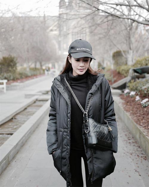 กระเป๋าสีดำ