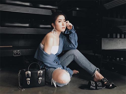 กระเป๋าสีดำ