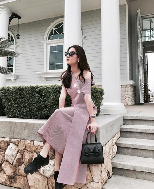 กระเป๋าสีดำ