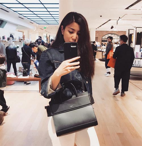 กระเป๋าสีดำ