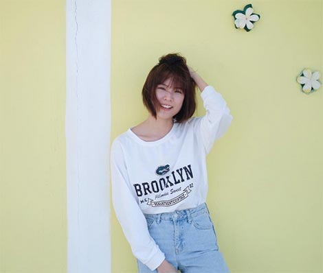 เสื้อยืดสีขาว