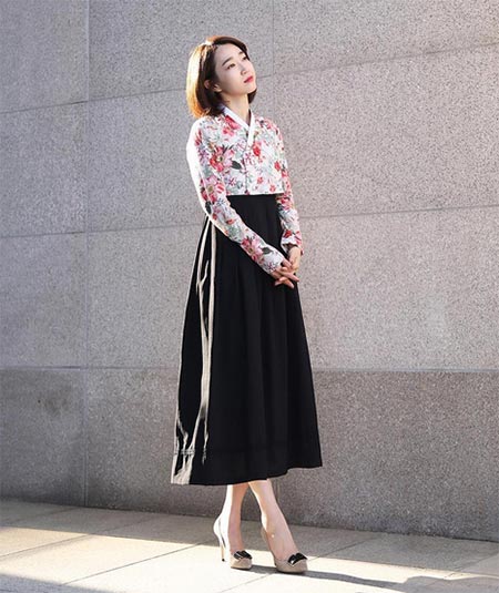 ชุดฮันบก