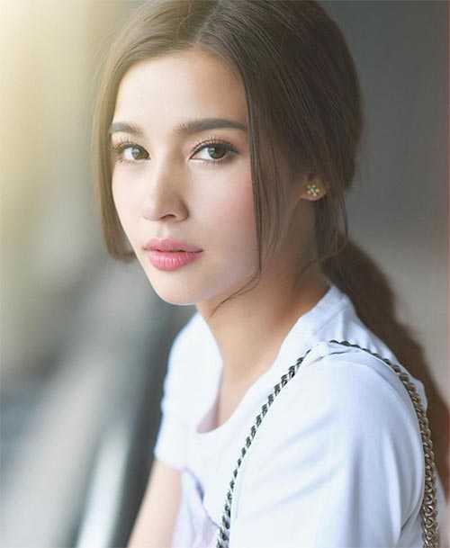 แต่งหน้าแบบสุภาพ