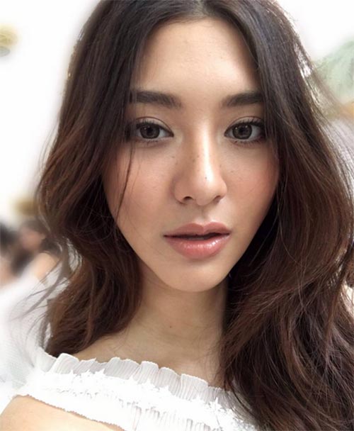 แต่งหน้าแบบสุภาพ