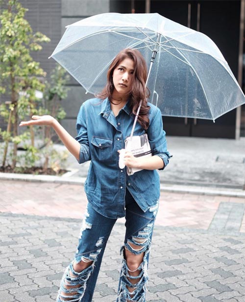 กางเกงยีนส์ขาด