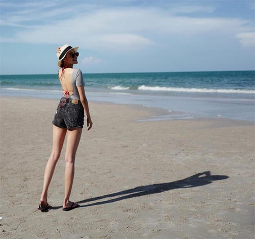 แฟชั่นเปิดหลัง