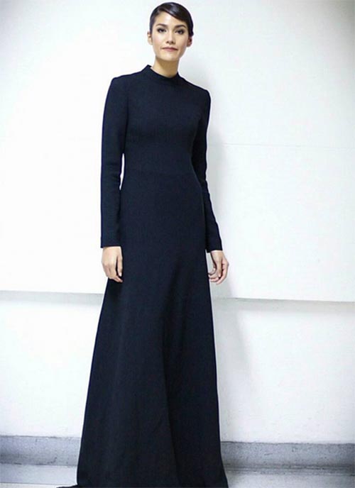 ชุดเดรสสีดํา สุภาพ