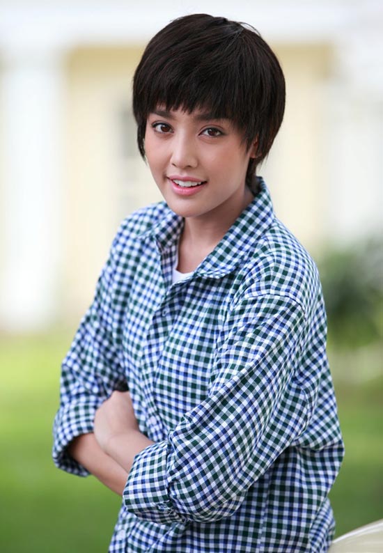 ดาราหญิง