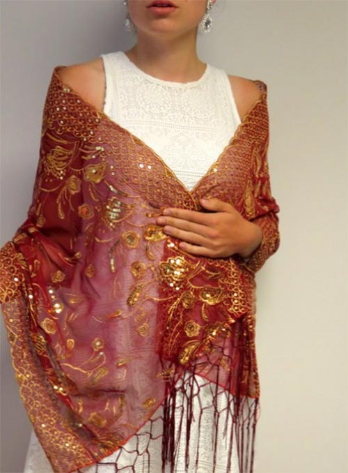 ผ้าคลุมไหล่