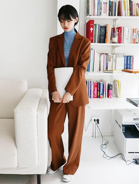 แฟชั่นรองเท้าผ้าใบ