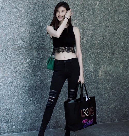 วิคตอเรีย ซีเคร็ท