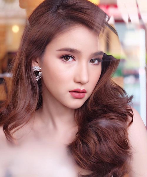 โยชิ รินรดา