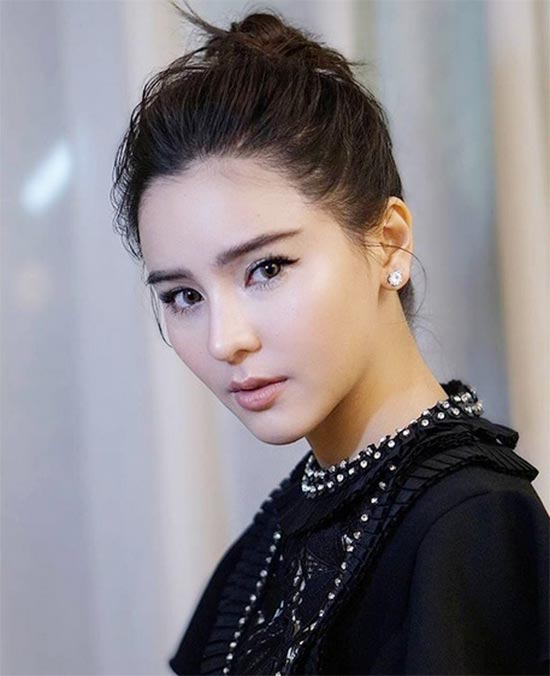 ออม สุชาร์