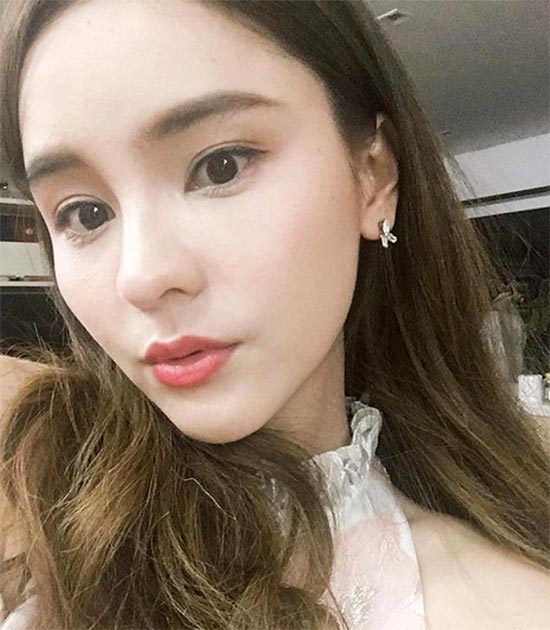 ออม สุชาร์