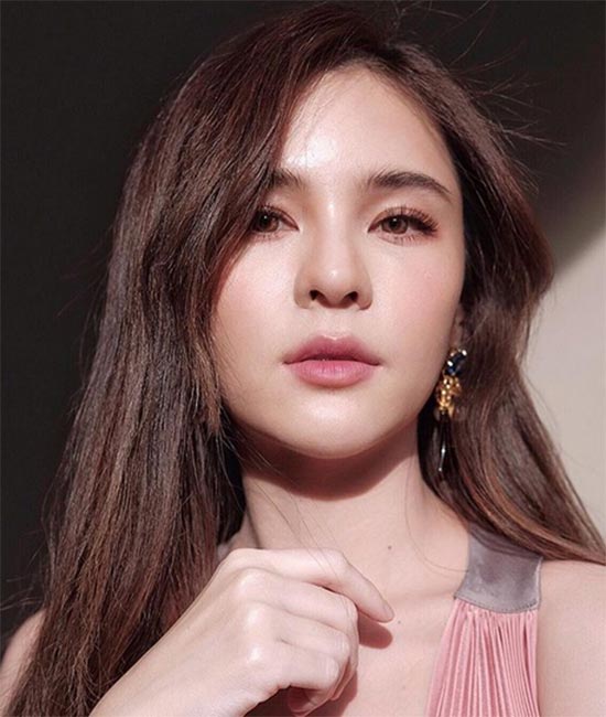 ออม สุชาร์