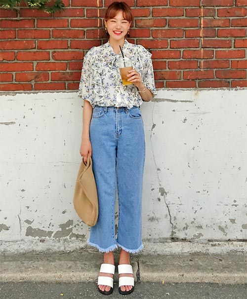 เสื้อลายดอก