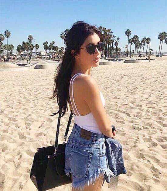 ชุดไปทะเลดารา