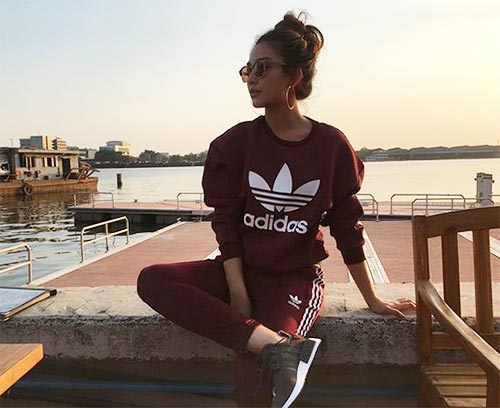 กางเกงแถบข้าง