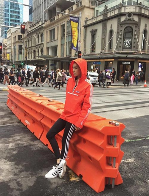 กางเกงแถบข้าง