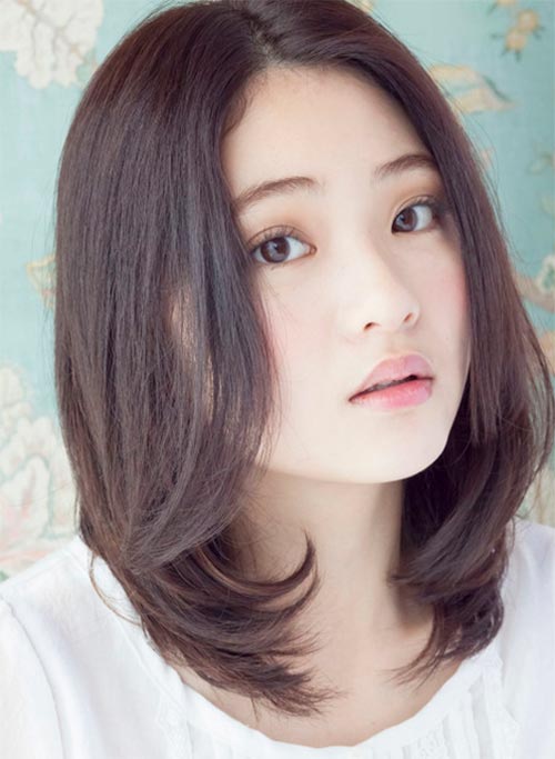 ทรงผมสั้นประบ่า