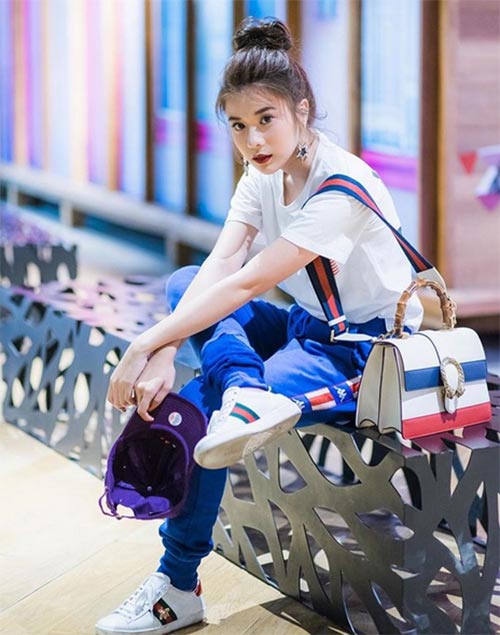 กางเกงแถบข้าง