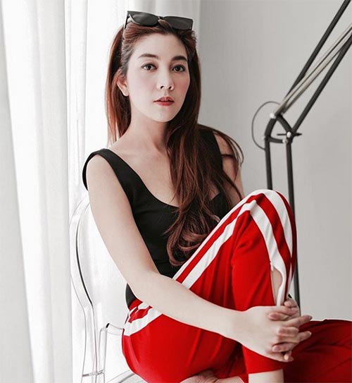 กางเกงแถบข้าง