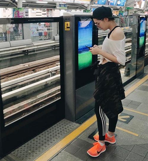 กางเกงแถบข้าง