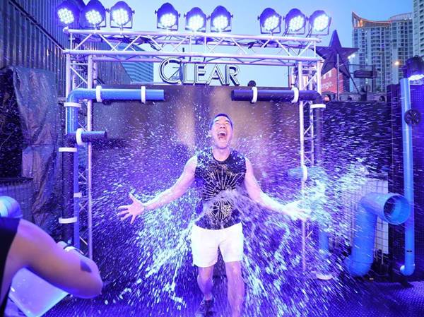 S2O กระจกร้าว