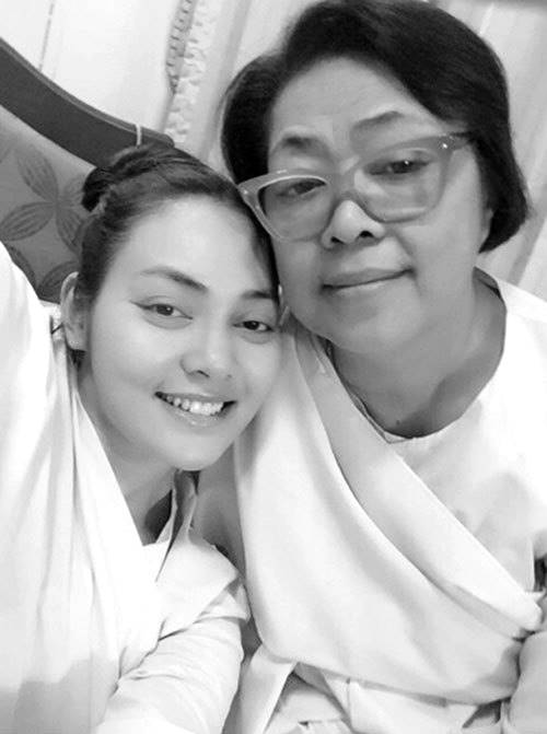 ตั๊ก บงกช