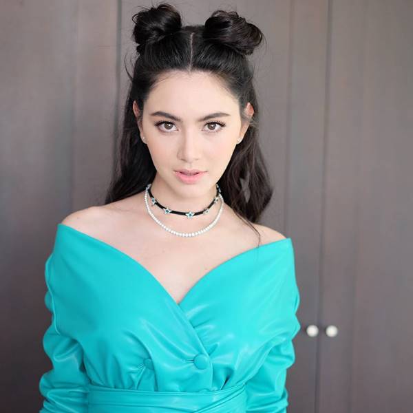 น้ำตาล ชลิตา ใหม่ ดาวิกา