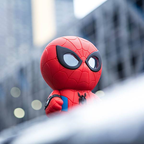 หุ่น Spider-Man ของเล่นใหม่จากบริษัท Sphero โต้ตอบกับคนได้