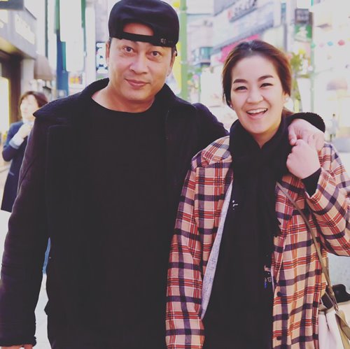 เปิ้ล นาคร