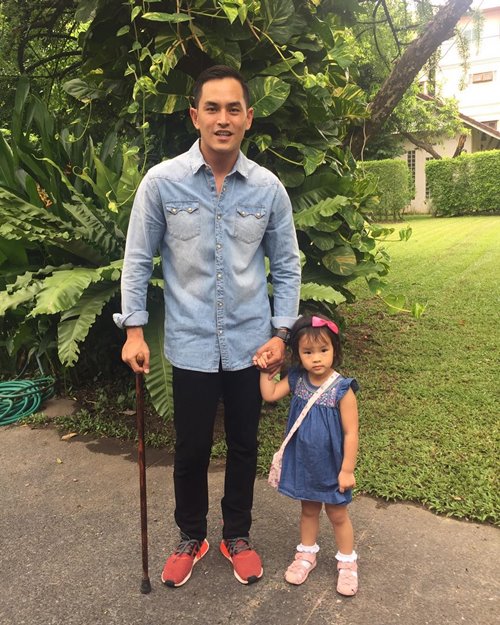 แอฟ สงกรานต์