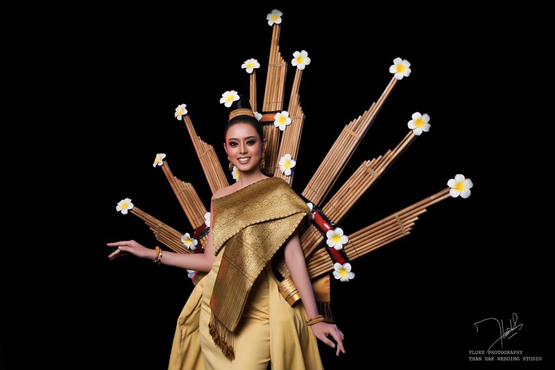 ชุดประจำชาติลาว Miss Universe 2017 