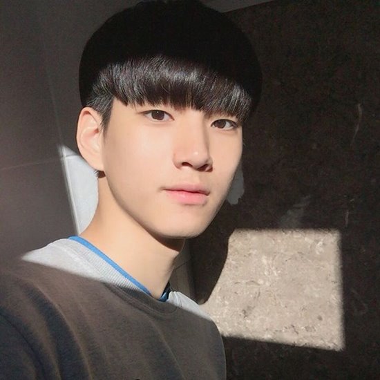 อินซองจิน นักวอลเลย์หนุ่มเกาหลี