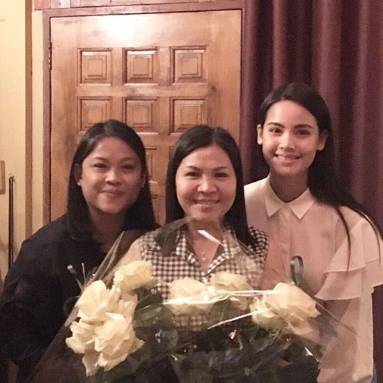 ญาญ่า ณเดชน์