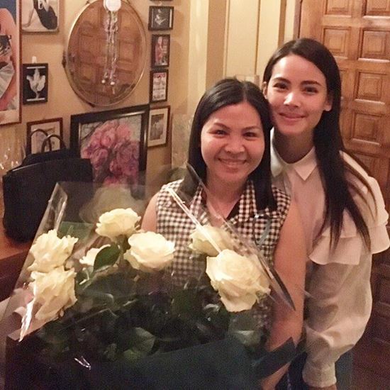 ญาญ่า ณเดชน์